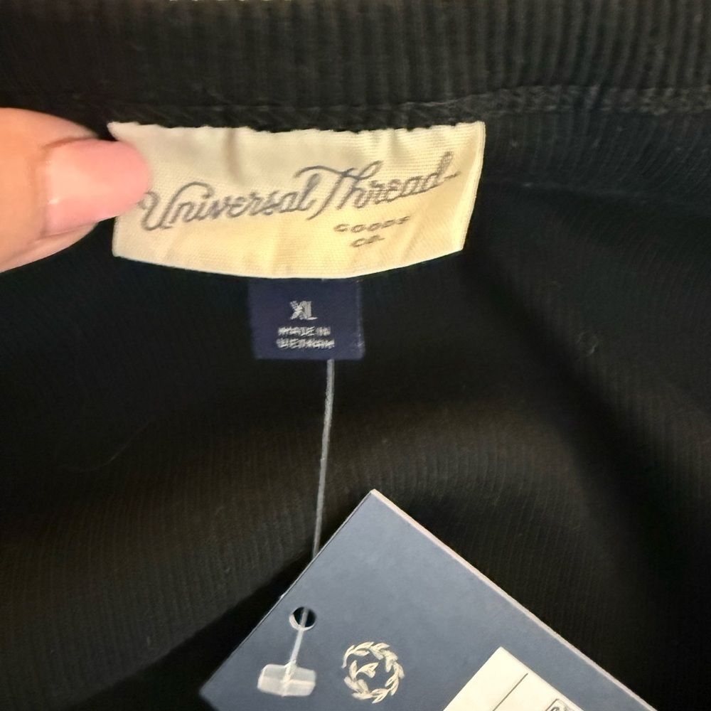 Universal Thread Classic Black Garment - Picture 7 of 9